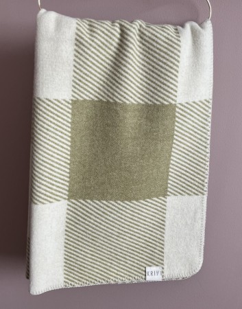 Halvpledd Gneis Mosegrønn