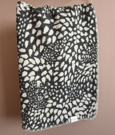 Halvpledd Trekrone Svart