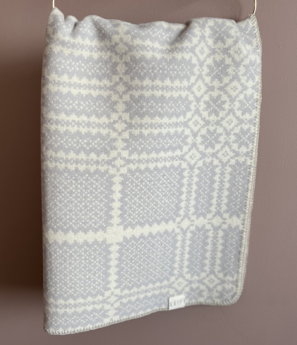 Pledd i 100% ull
100x140 cm