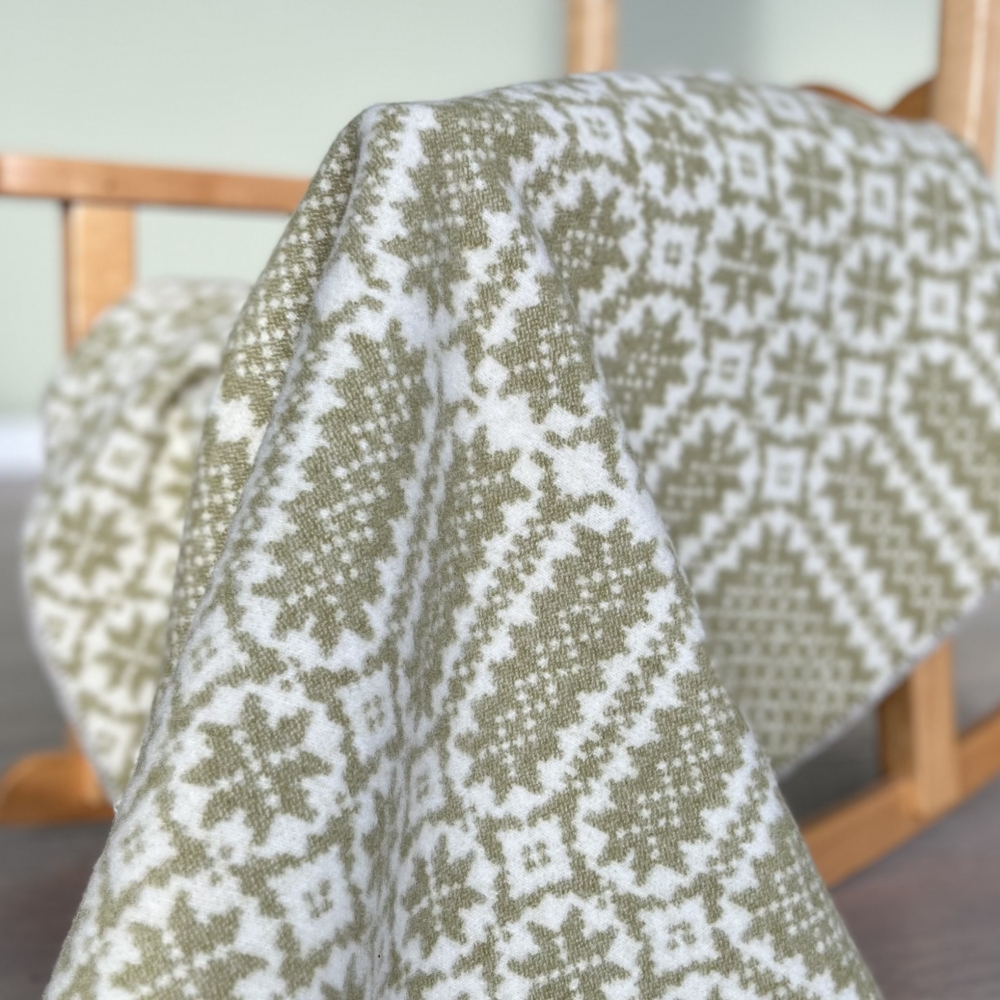 Pledd i 100% ull
70x100 cm